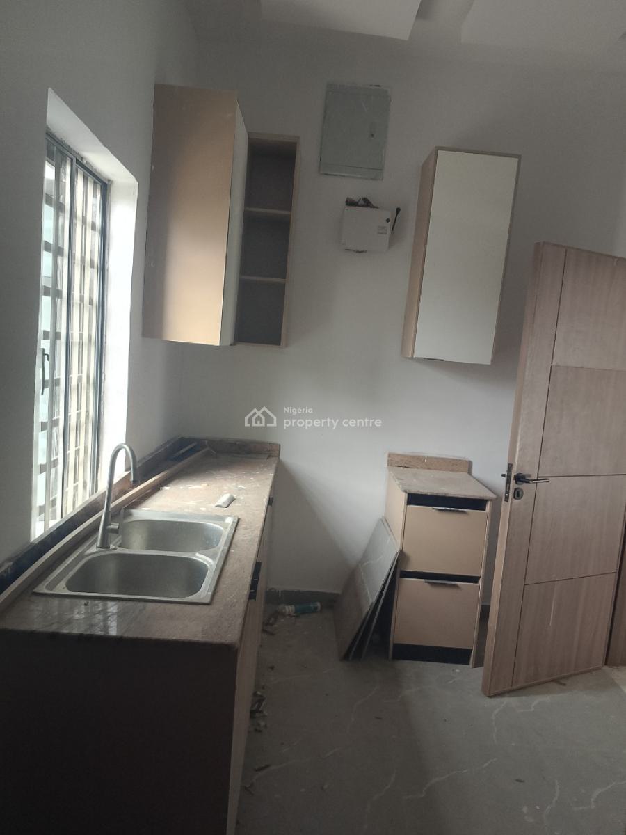2 Bedroom Flat, Ologolo, Lekki, Lagos, Flat / Apartment for Rent