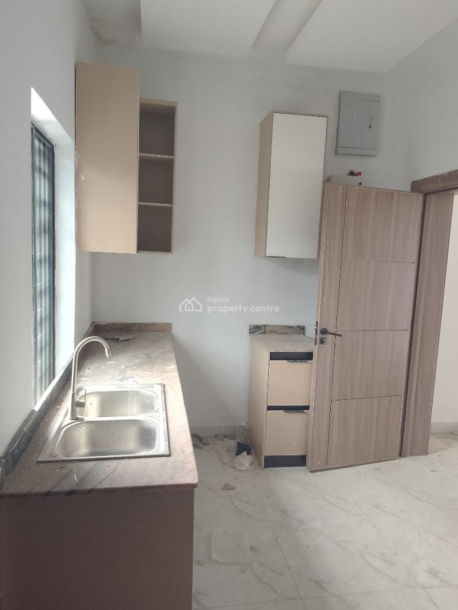 2 Bedroom Flat, Ologolo, Lekki, Lagos, Flat / Apartment for Rent