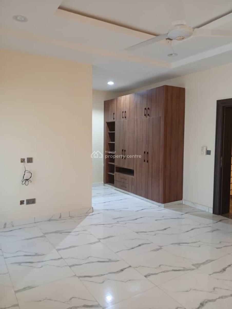 a Nice 4 Bedroom Terraced Duplex with Bq in an Estate on Tarred Road, Guzape District, Abuja, Terraced Duplex for Sale