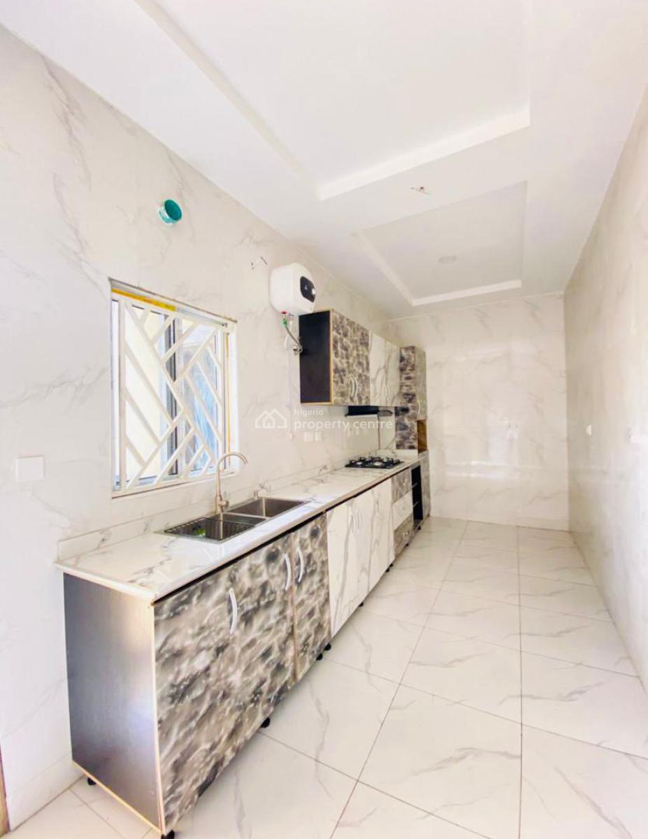 Modern 2-bedroom Apartment, Mobil Road, Ikota, Lekki, Lagos, Flat / Apartment for Rent