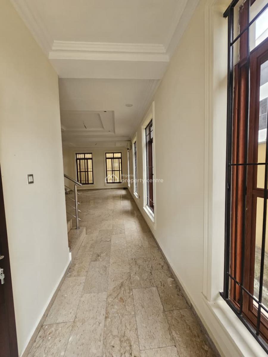 Elegantly Spacious 4 Bedroom Maisonette with Bq in a Secured Estate, Ikoyi, Lagos, Flat / Apartment for Rent
