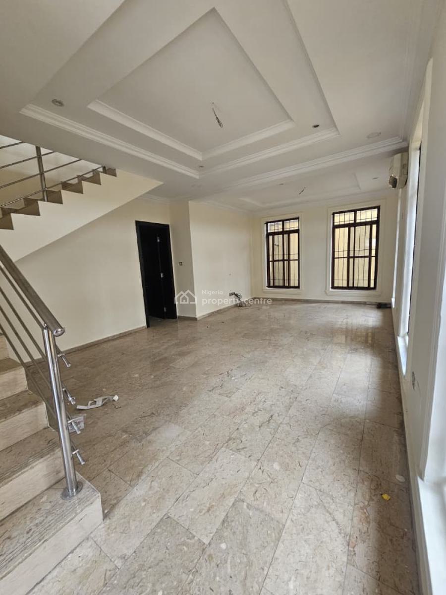 Elegantly Spacious 4 Bedroom Maisonette with Bq in a Secured Estate, Ikoyi, Lagos, Flat / Apartment for Rent