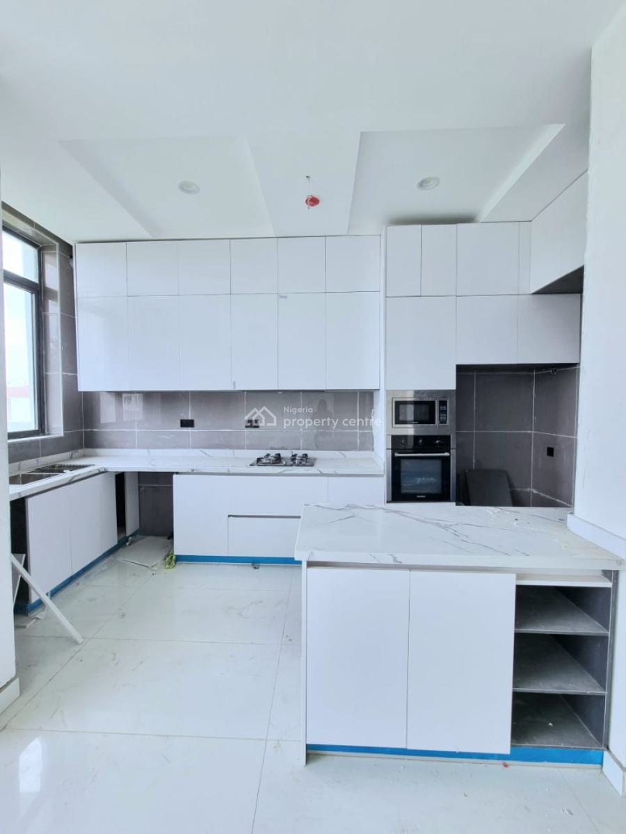 Newly Built 2 Bedroom Apartment, Lekki Phase 1, Lekki, Lagos, Flat / Apartment for Sale