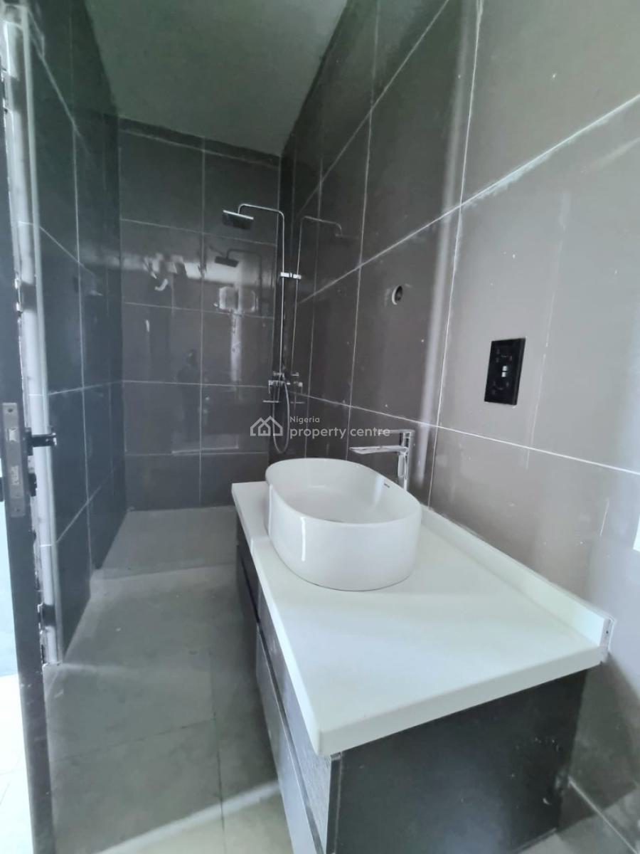 Newly Built 2 Bedroom Apartment, Lekki Phase 1, Lekki, Lagos, Flat / Apartment for Sale