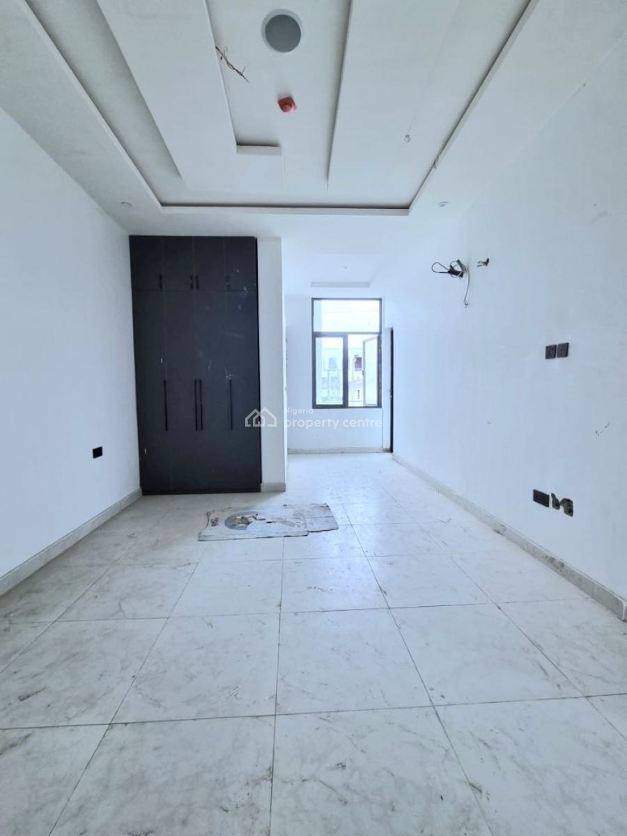 Newly Built 2 Bedroom Apartment, Lekki Phase 1, Lekki, Lagos, Flat / Apartment for Sale