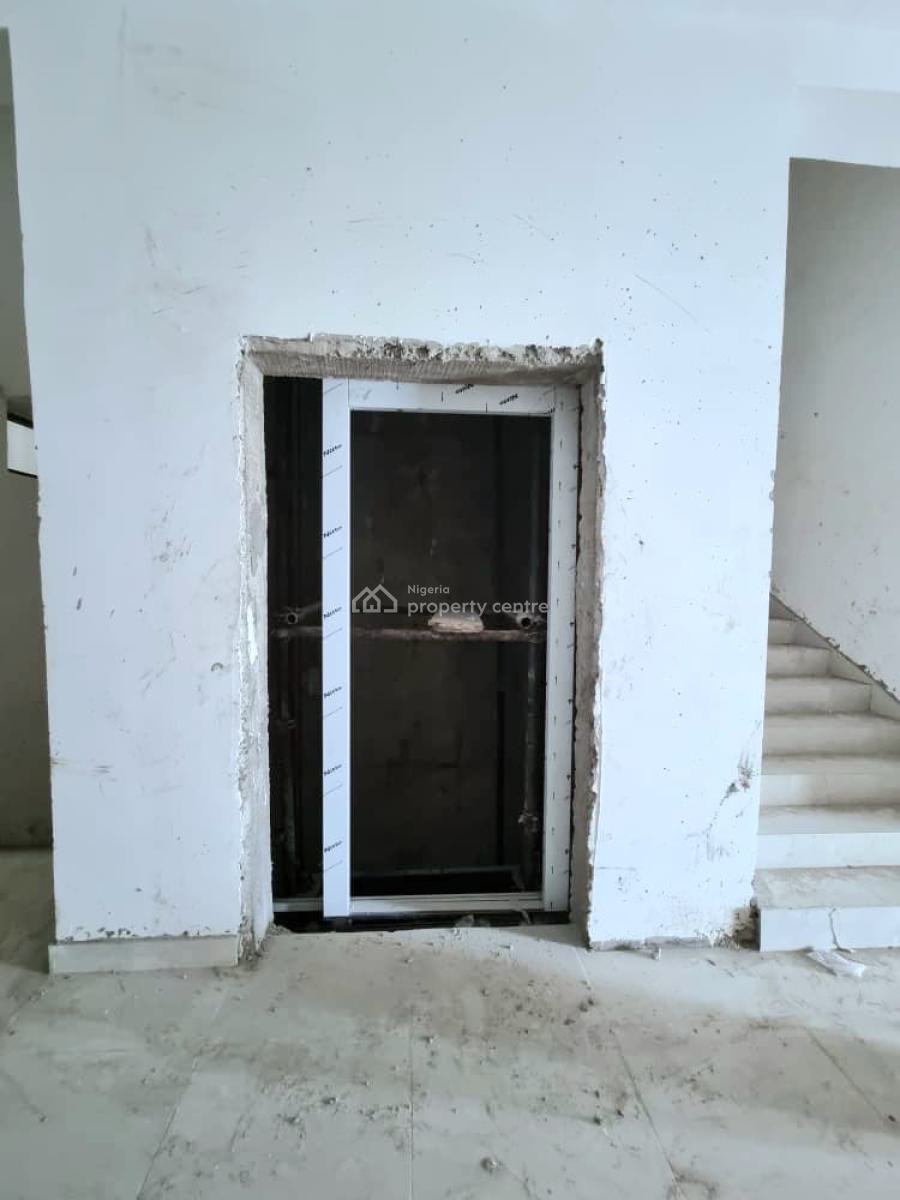 Newly Built 2 Bedroom Apartment, Lekki Phase 1, Lekki, Lagos, Flat / Apartment for Sale