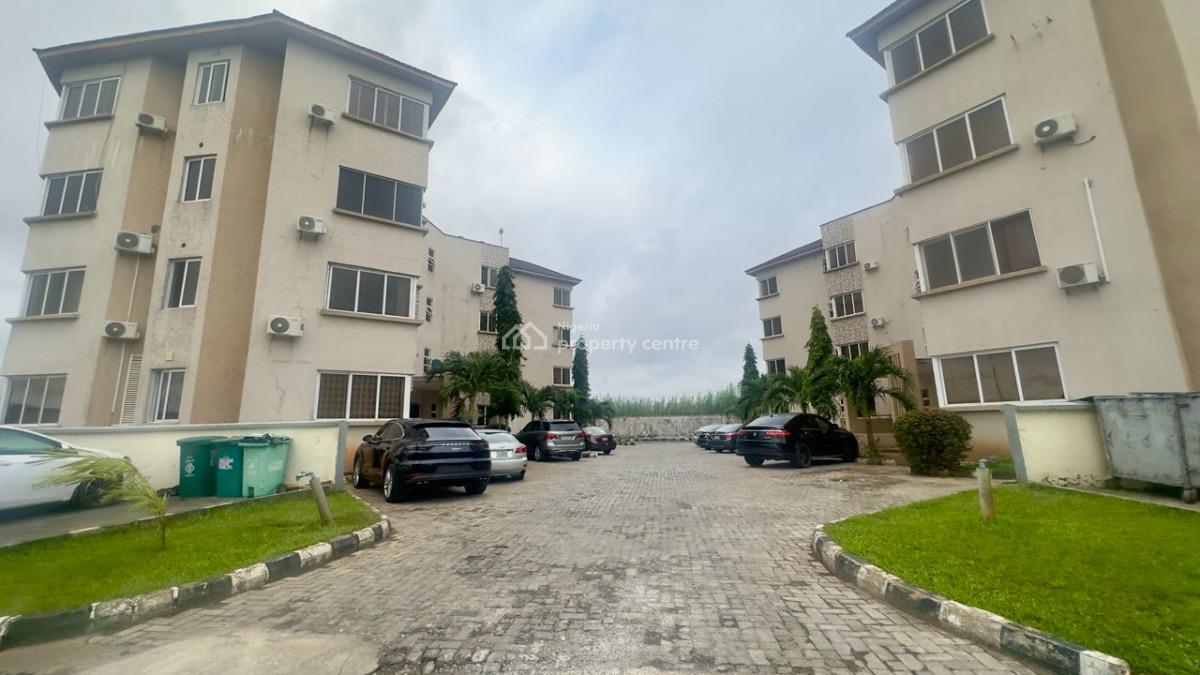 1st Floor 3-bedroom Apartment with Bq in a Luxurious Estate, Pinnock Beach Estate, Osapa, Lekki, Lagos, Flat / Apartment for Sale