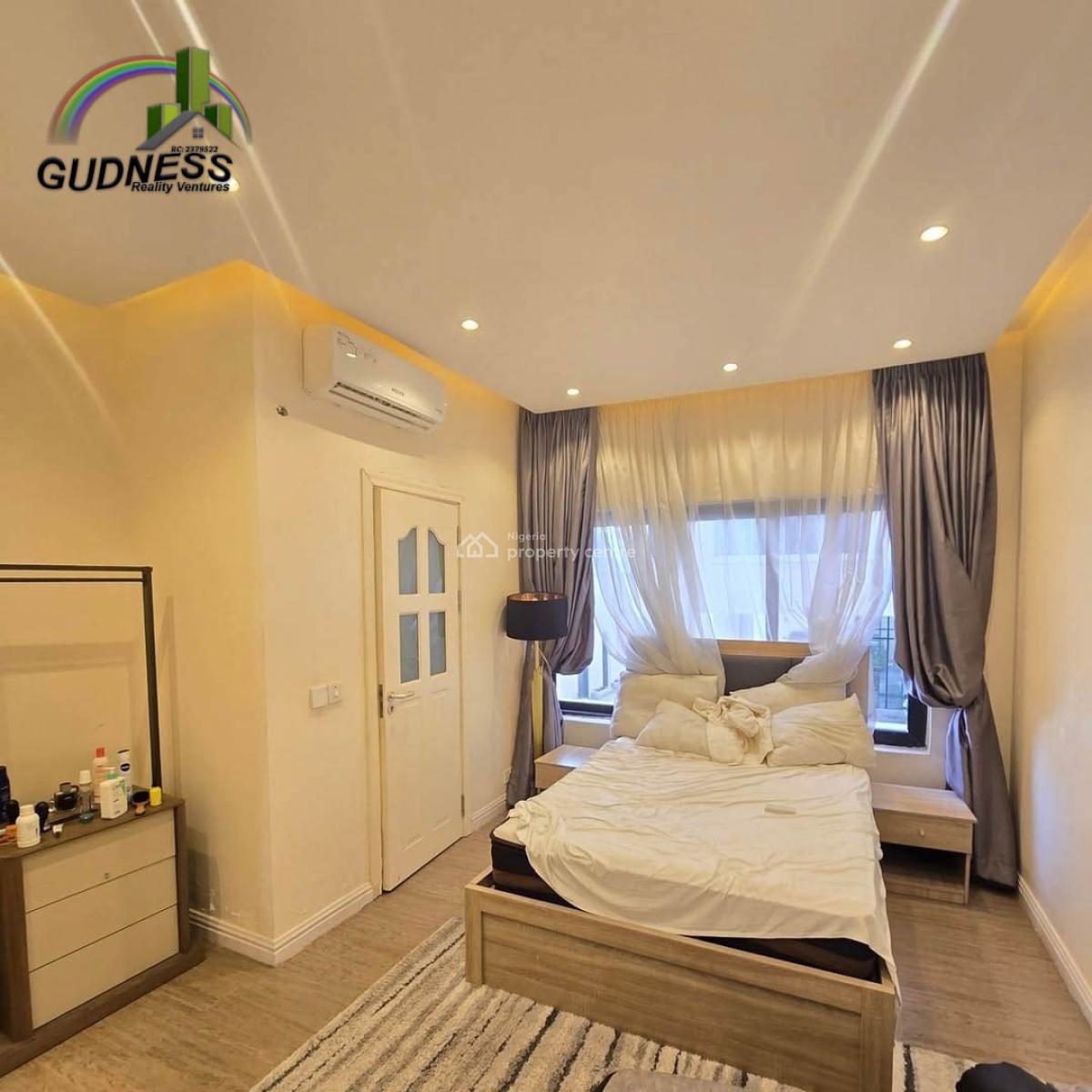 Luxury 3 Bedroom Apartment with 24/7 Hours Electricity, Ikoyi, Lagos, Flat / Apartment for Sale
