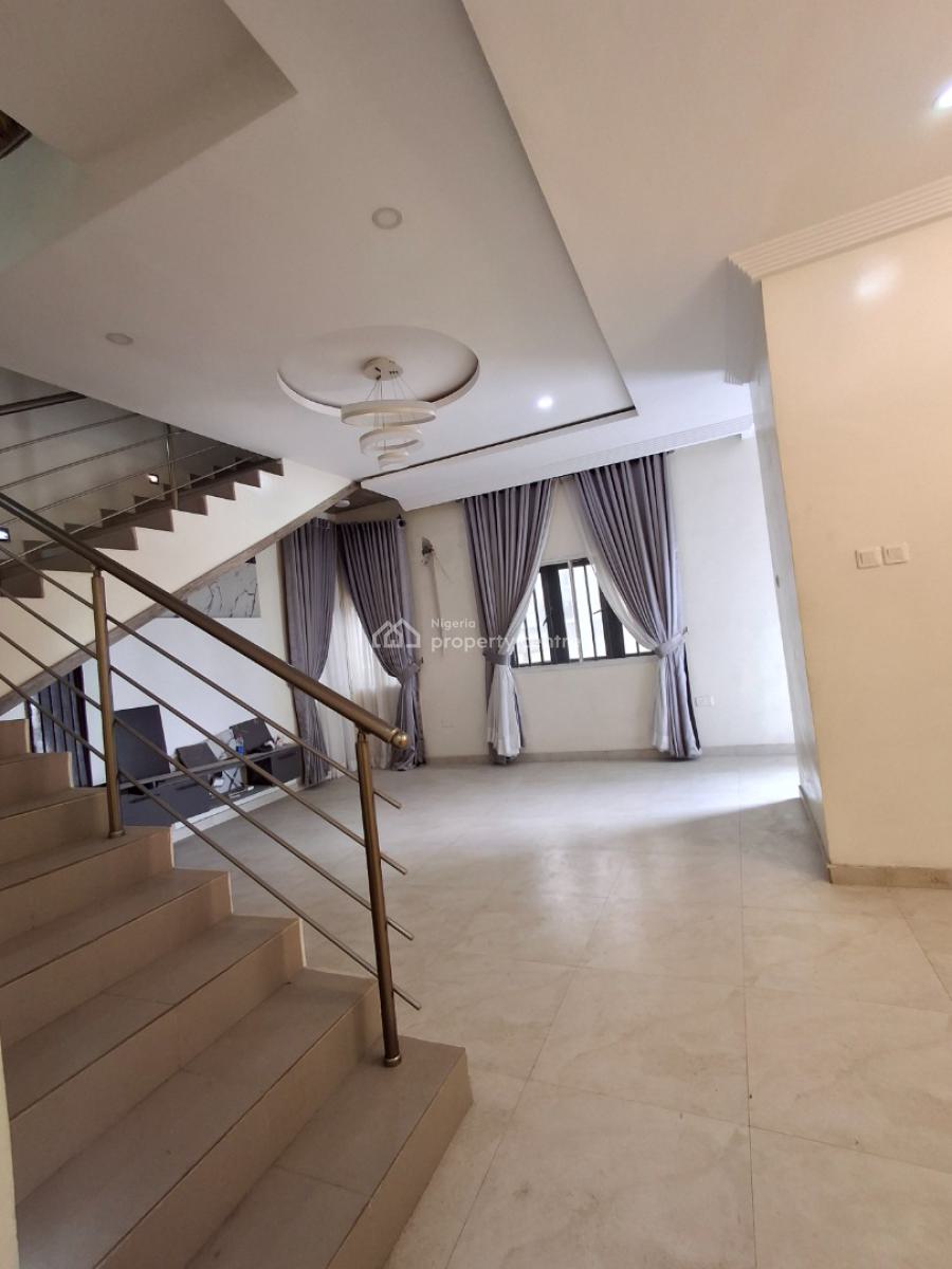 4bedroom Duplex with Bq, in a Well Secured Estate, Ologolo, Lekki, Lagos, Detached Duplex for Sale