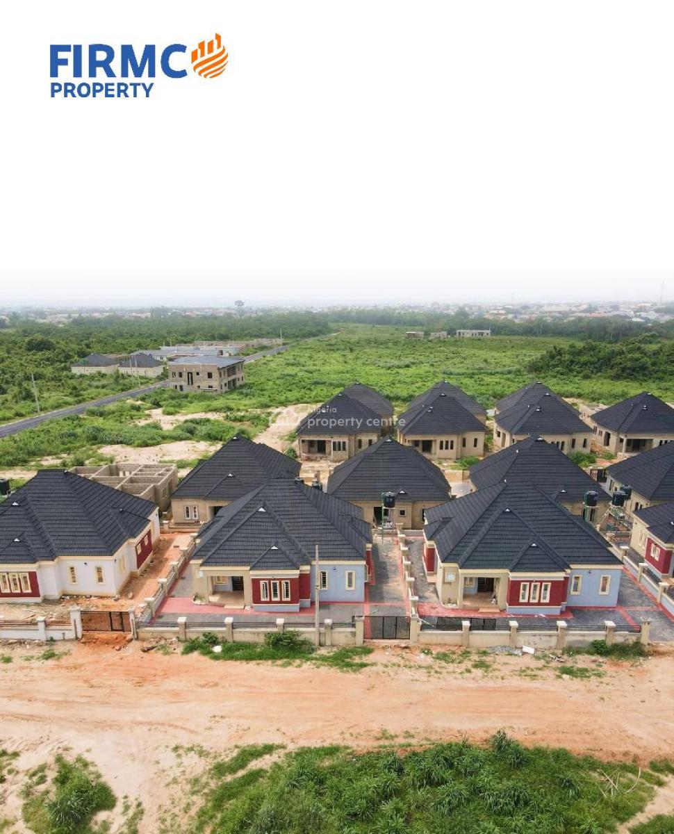 Stunning 3-bedroom Fully Detached Bungalow in Mowe Town, (25mins Drive to Ikeja), Mowe Town, Ogun, Detached Bungalow for Sale