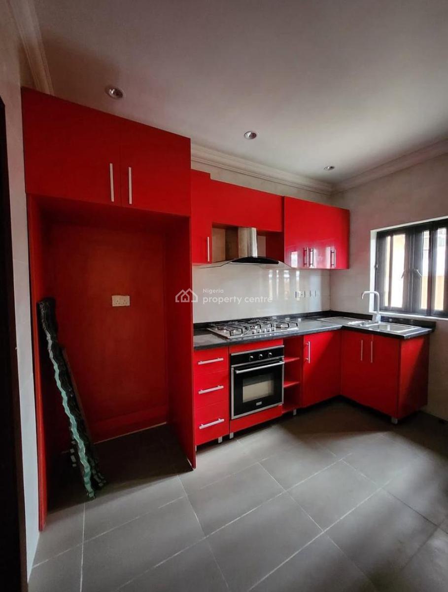 Luxury 3-bedroom Haven, Freedom Way, Lekki Phase 1, Lekki, Lagos, Flat / Apartment for Rent