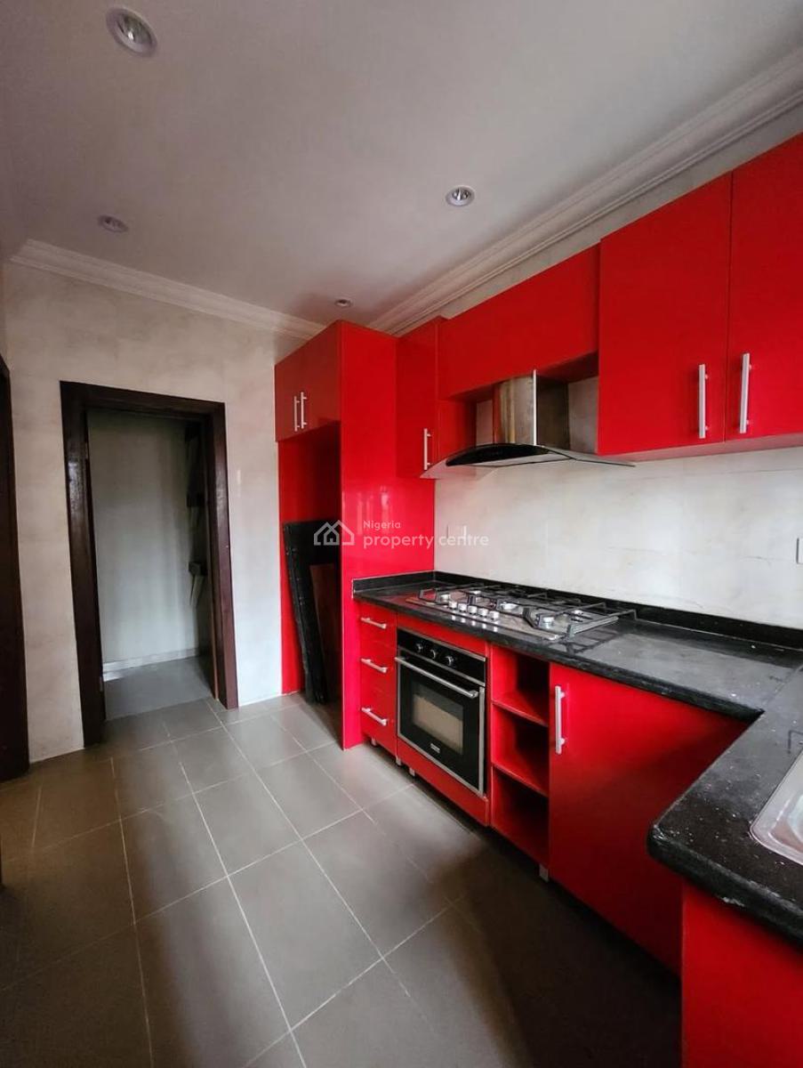Luxury 3-bedroom Haven, Freedom Way, Lekki Phase 1, Lekki, Lagos, Flat / Apartment for Rent