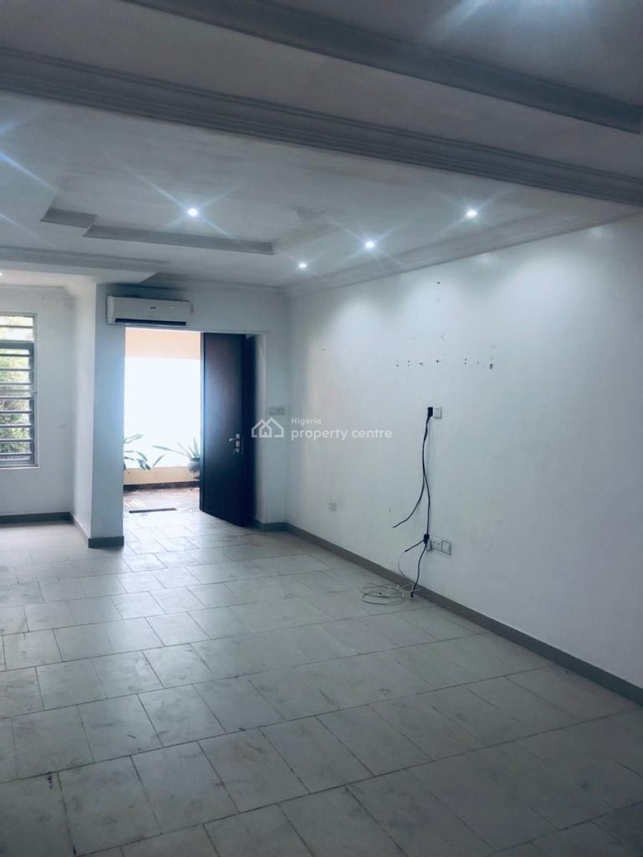 Well Maintained in High Brow Neighborhood with Pool, Gym and Greenies, Oniru, Victoria Island (vi), Lagos, Flat / Apartment for Rent