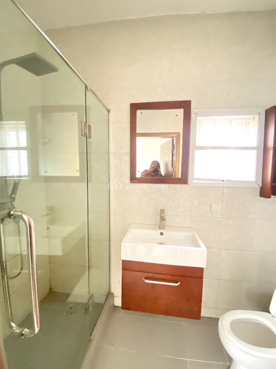 4 Bedroom Massionate  with Bq in a Secure Estate, Ikate, Lekki, Lagos, House for Sale