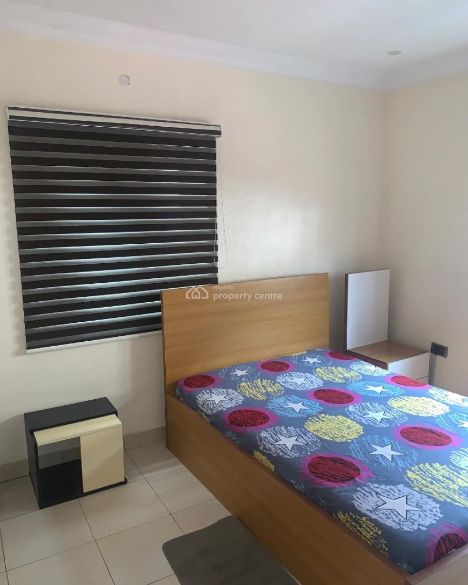 Spacious 3-bedroom Apartment, Lekki Phase 1, Lekki, Lagos, Flat / Apartment for Rent