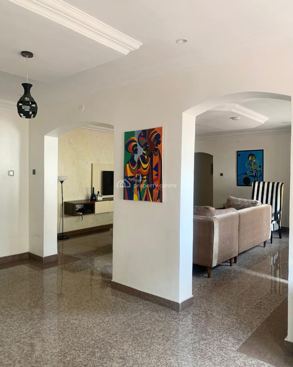 Spacious 3-bedroom Apartment, Lekki Phase 1, Lekki, Lagos, Flat / Apartment for Rent
