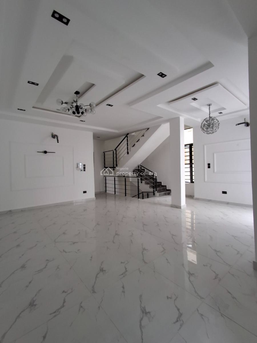 5bed, in a Well-secured Estate, Ologolo, Lekki, Lagos, Terraced Duplex for Sale