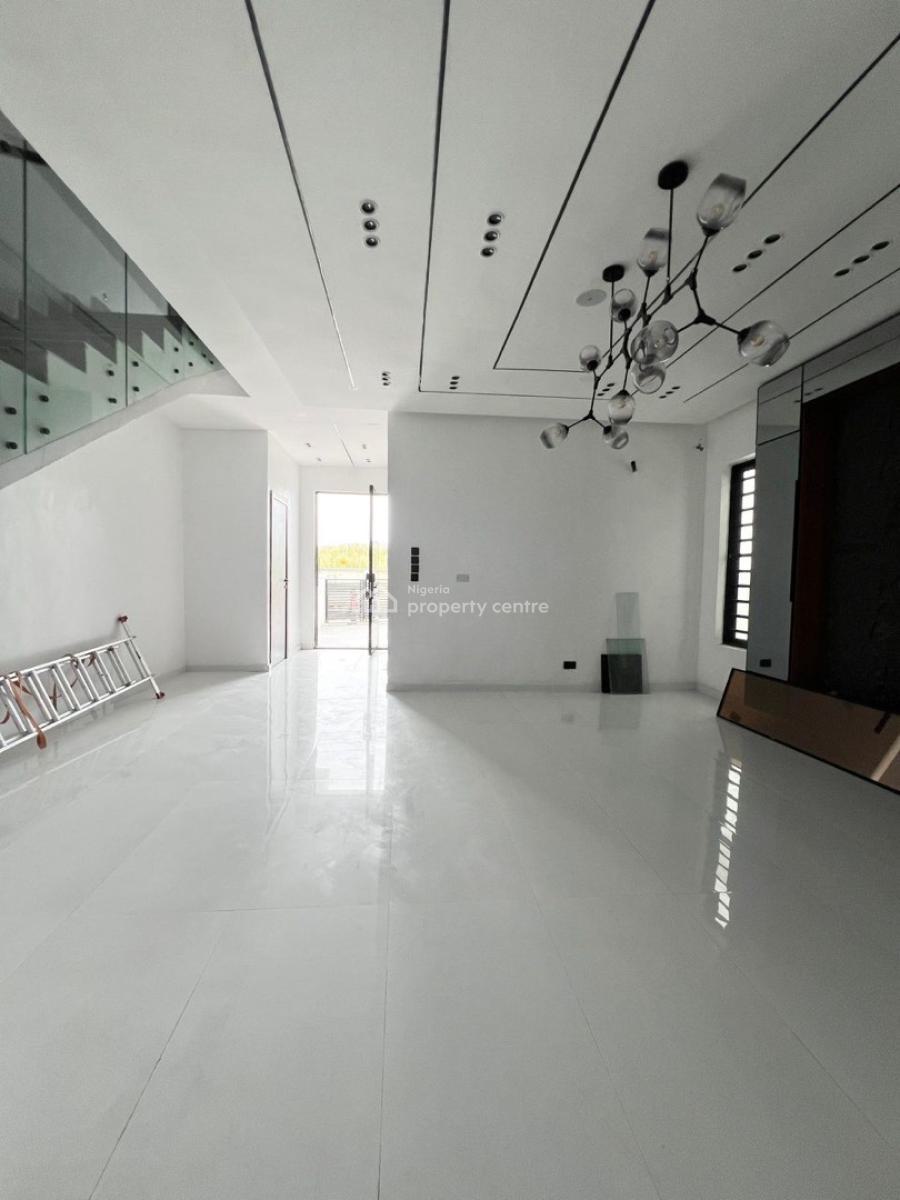 Luxurious 4 Bedrooms Semi-detached Duplex with Bq, Ajah, Lagos, Semi-detached Duplex for Sale