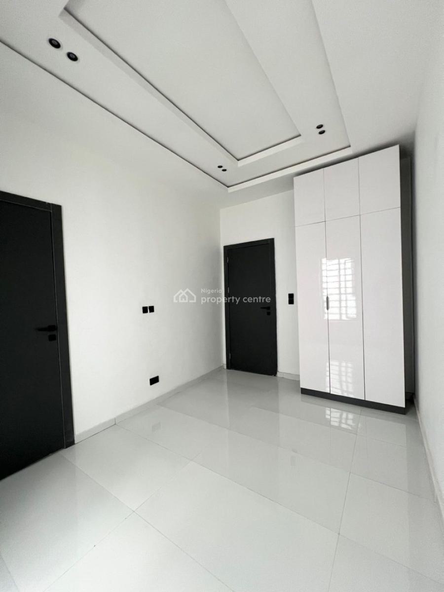 Luxurious 4 Bedrooms Semi-detached Duplex with Bq, Ajah, Lagos, Semi-detached Duplex for Sale