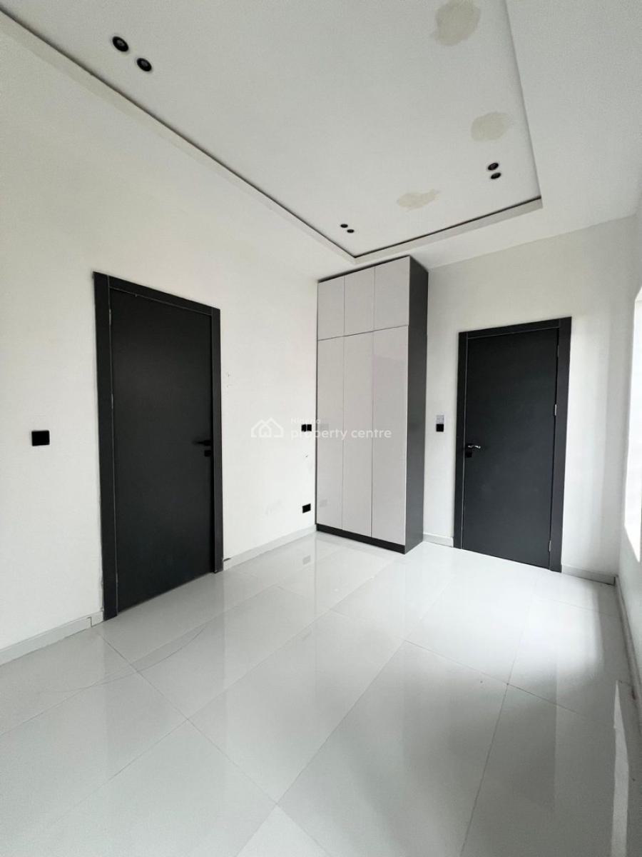Luxurious 4 Bedrooms Semi-detached Duplex with Bq, Ajah, Lagos, Semi-detached Duplex for Sale