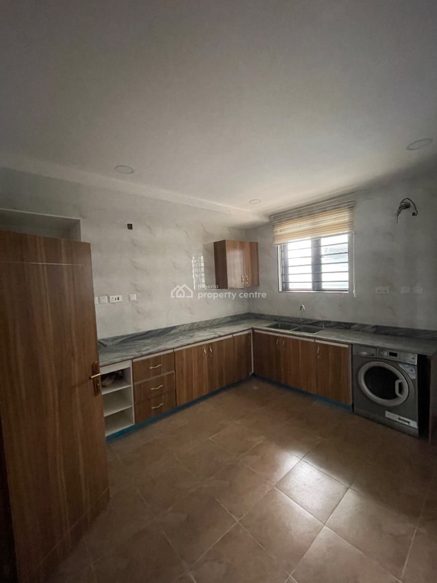 4 Bedroom Terrace with Bq in a Serene Environment, Ikate, Lekki, Lagos, Terraced Duplex for Sale