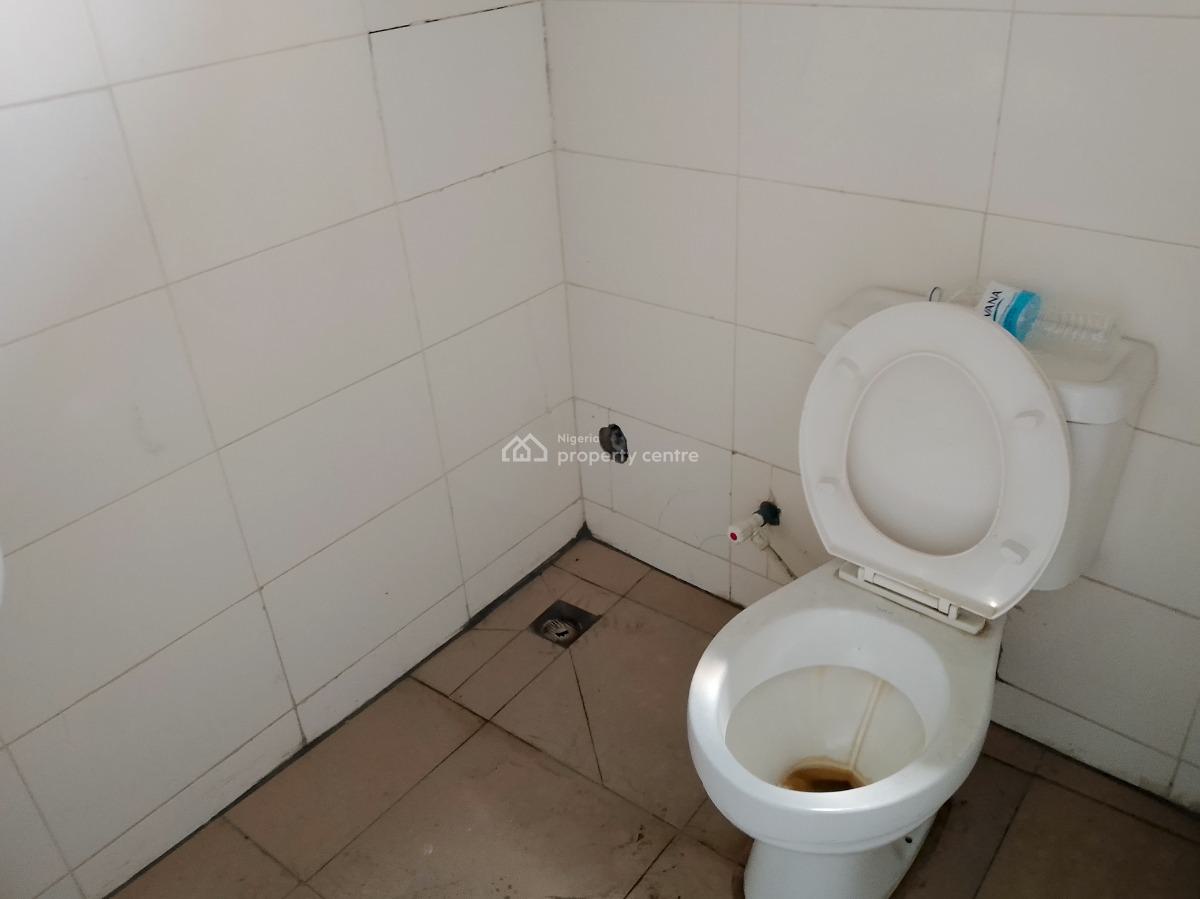 a Room Shared Apartment, Sangotedo, Anamco Bustop, Sangotedo, Ajah, Lagos, Self Contain (single Rooms) for Rent