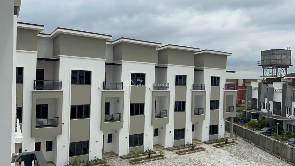 Brand New 4 Bedroom Terrace, Gilmore Tarred Road, Jahi, Abuja, Terraced Duplex for Sale