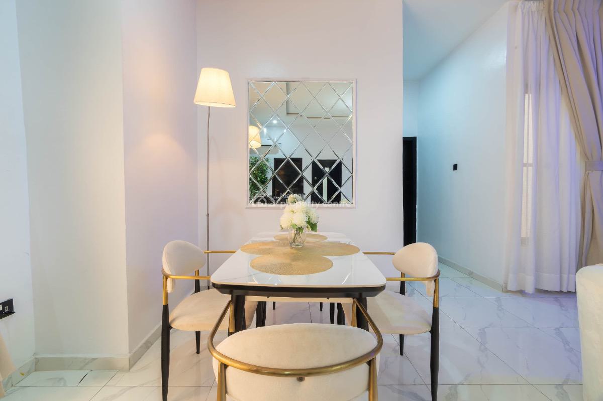 2 Bedroom Apartment with Football Table, Swimming Pool, Gym & Ps5, Lekki, Lagos, Flat / Apartment Short Let