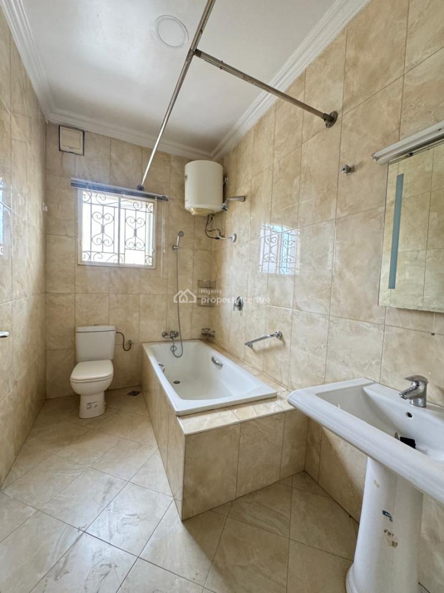 3-bedroom Apartment with Bq, Lekki Phase 1, Lekki, Lagos, Flat / Apartment for Rent