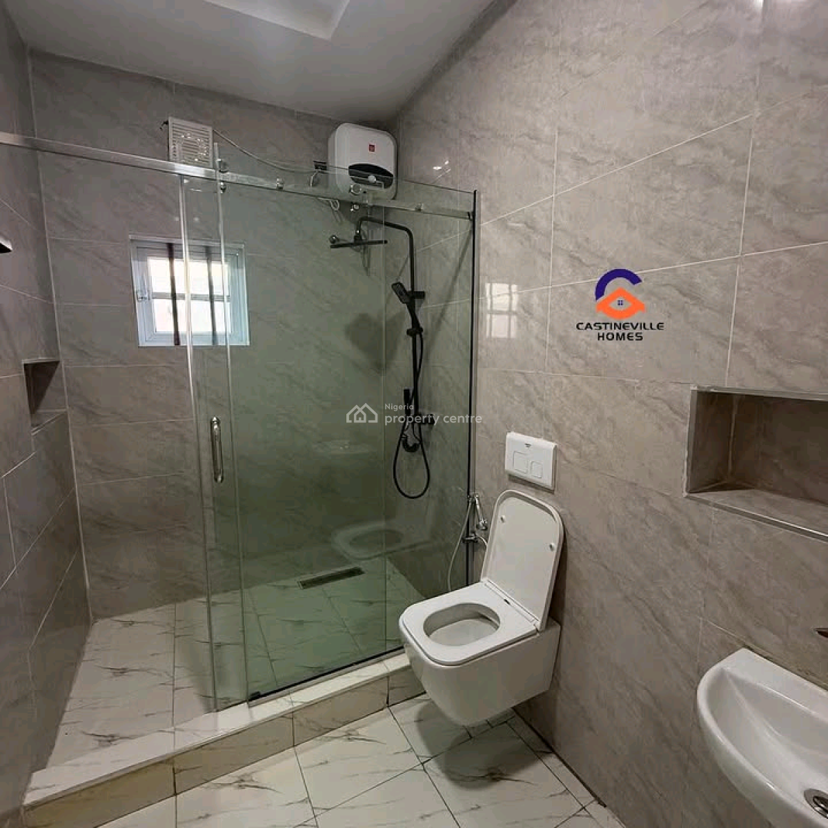 Distress  3 Bedroom Detached Bungalow, Karsana, Abuja, Detached Bungalow for Sale