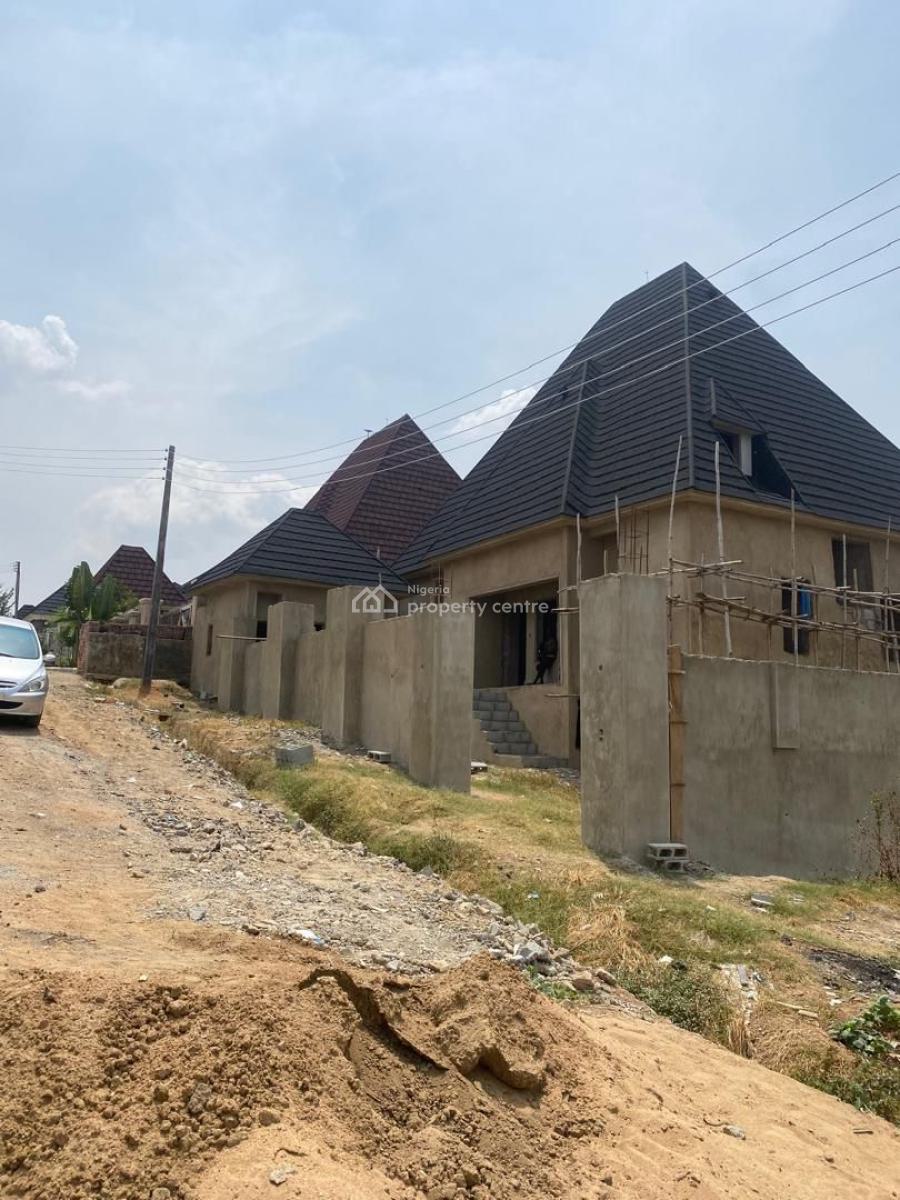 3bedroom En-suite 1 Extra Basement Room, Efab Queens, Karsana, Abuja, Semi-detached Duplex for Sale
