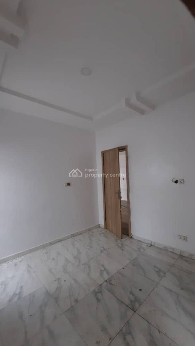 Standard N Massive Single Room in a Duplex Shared Apt (upstairs), Idado Lekki Lagos, Idado, Lekki, Lagos, Self Contain (single Rooms) for Rent