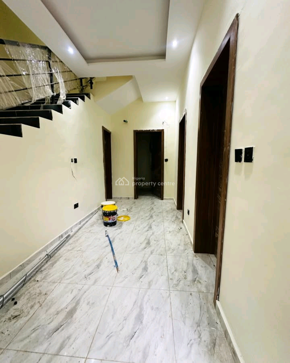 4bedroom in Ikeja, Ikeja, Lagos, House for Sale
