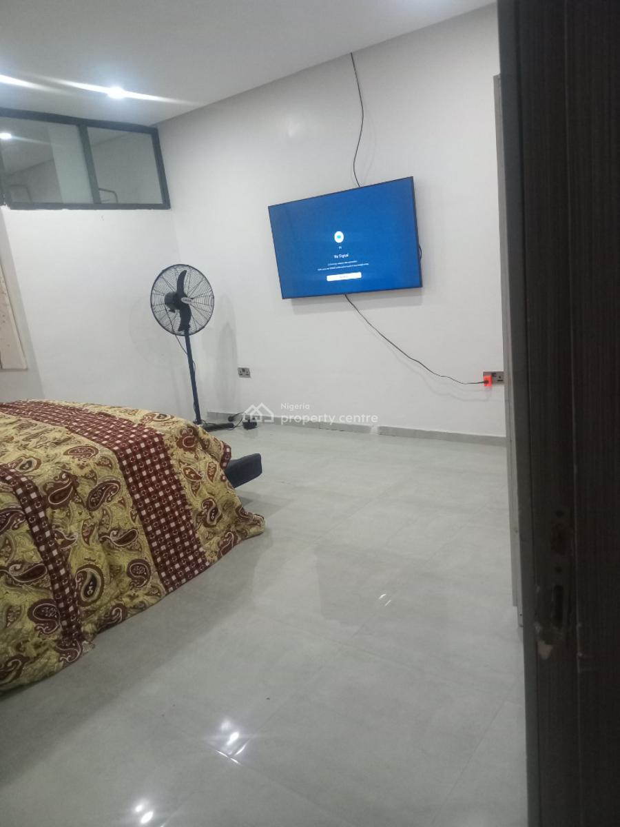 a Standard Fully Furnished Self Contained with Studio Kitchen and Sepa, Paradise 3 Estate Chevron Drive, Lekki, Lagos, Self Contain (single Rooms) for Rent