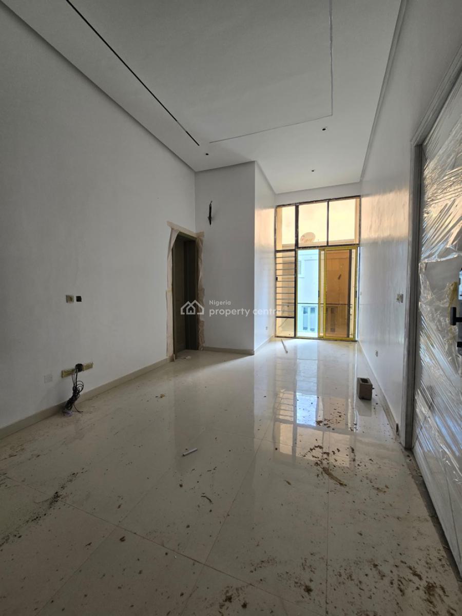 3 Bedroom Apartment, Lekki Phase 1, Lekki, Lagos, Flat / Apartment for Sale