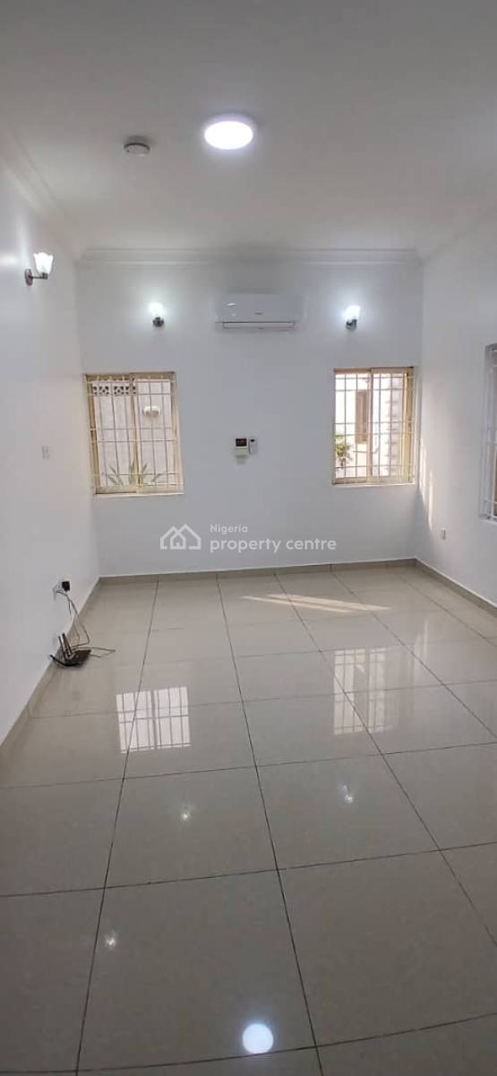 Executive 1 Bedroom Flat, Shonibare Estate, Ikeja Gra, Ikeja, Lagos, Mini Flat (room and Parlour) for Rent