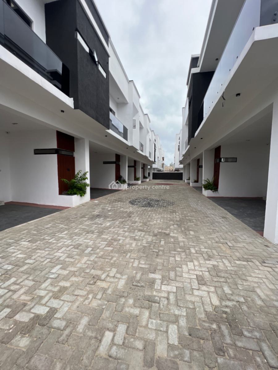 4 Bedroom Terrace, Close to Mega Chicken, Ikota, Lekki, Lagos, Terraced Duplex for Sale
