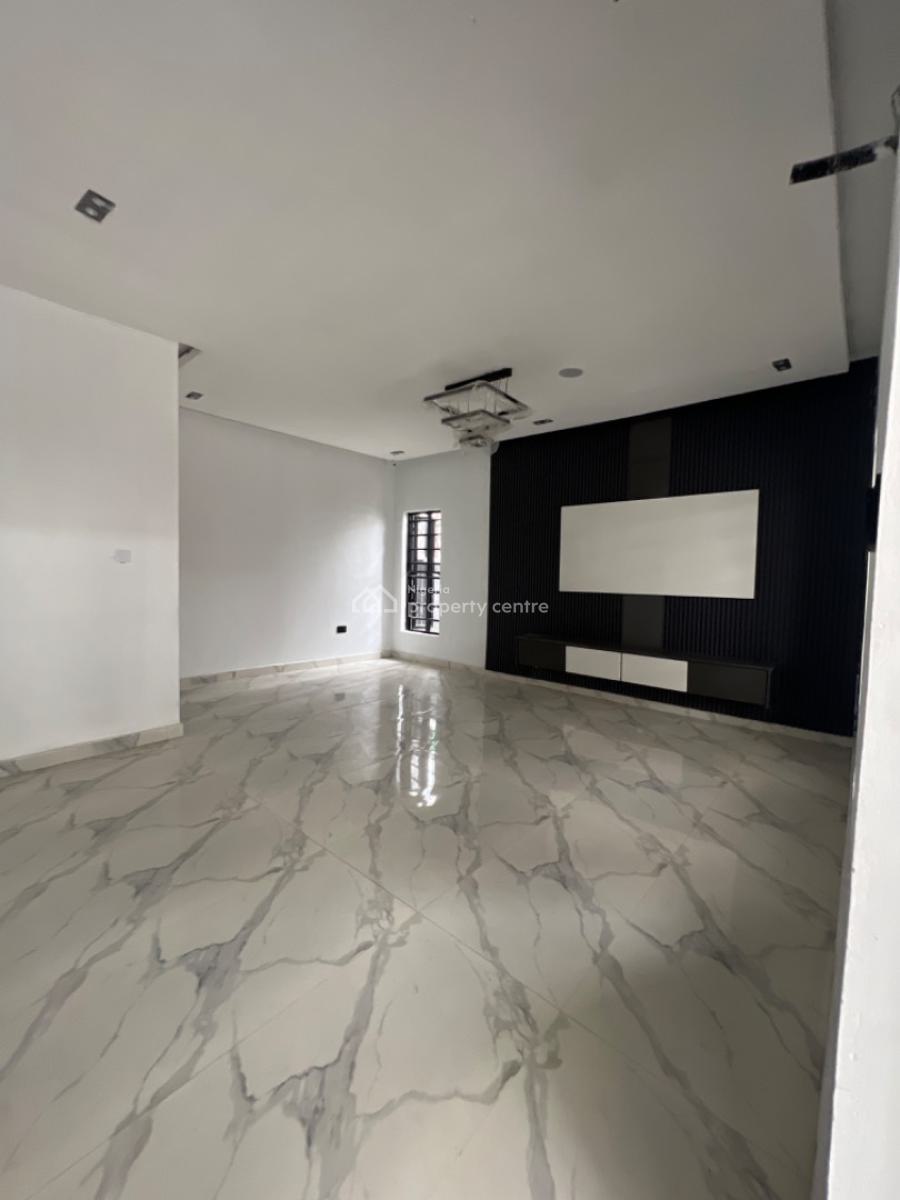 4 Bedroom Terrace, Close to Mega Chicken, Ikota, Lekki, Lagos, Terraced Duplex for Sale