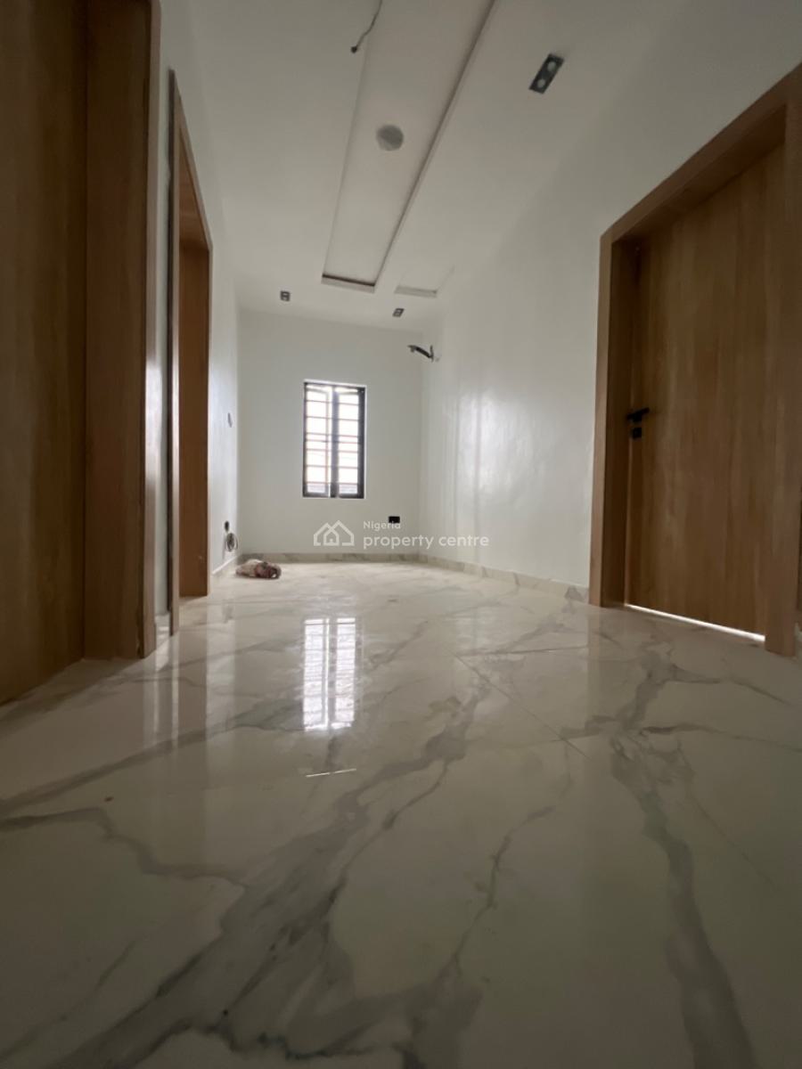 4 Bedroom Terrace, Close to Mega Chicken, Ikota, Lekki, Lagos, Terraced Duplex for Sale