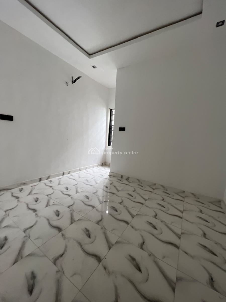 4 Bedroom Terrace, Close to Mega Chicken, Ikota, Lekki, Lagos, Terraced Duplex for Sale