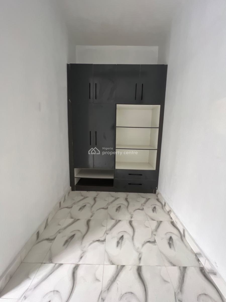 4 Bedroom Terrace, Close to Mega Chicken, Ikota, Lekki, Lagos, Terraced Duplex for Sale