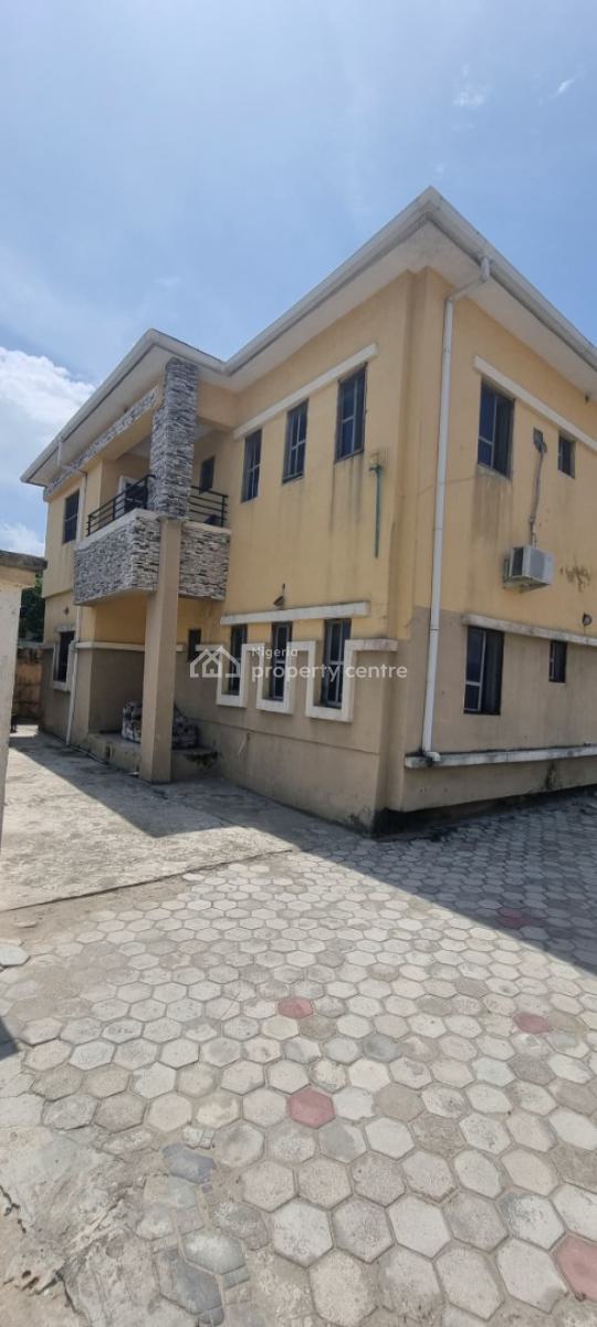 Well Maintained Block of 6 Flat of 2 and 3 Bedroom, Ogombo, Ajah, Lagos, Block of Flats for Sale