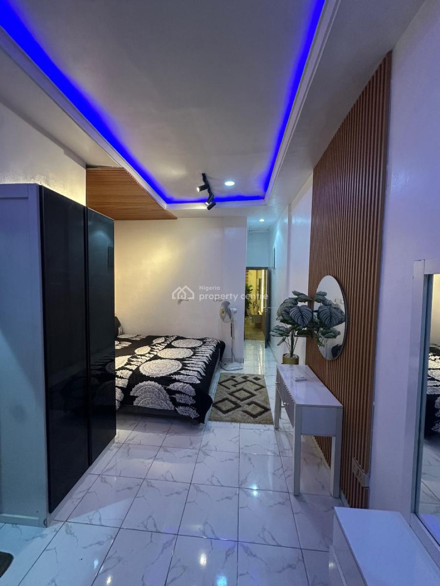 Fully Furnished 2 Bedroom Apartment, Off Dominos Pizza, Ologolo, Lekki, Lagos, Flat / Apartment for Rent