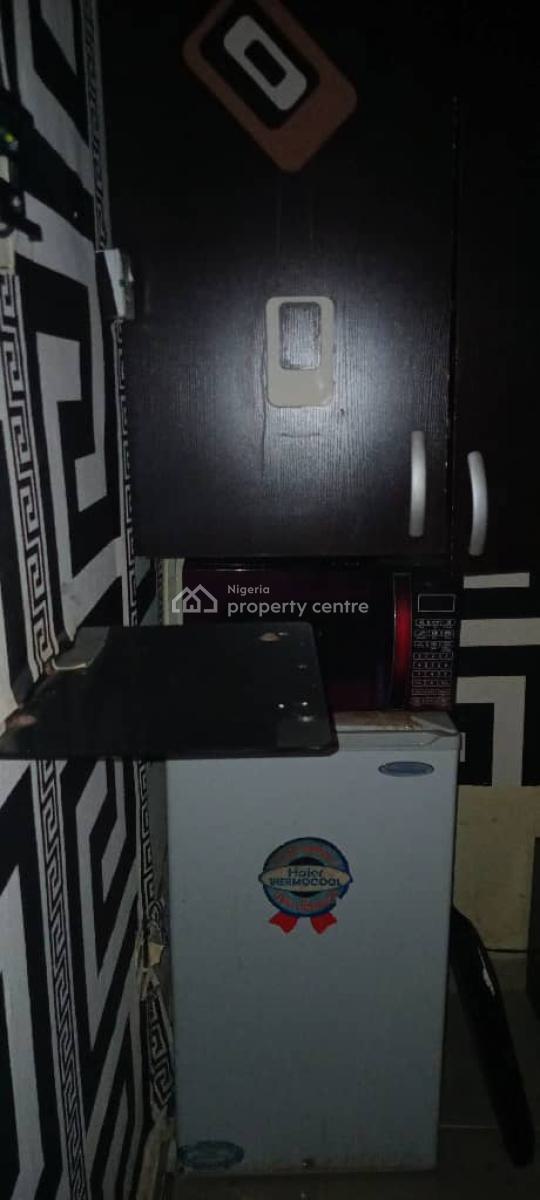 Fully Furnished Bq, Alpha Beach Road, New Road, Igbo Efon, Lekki, Lagos, Self Contain (single Rooms) for Rent