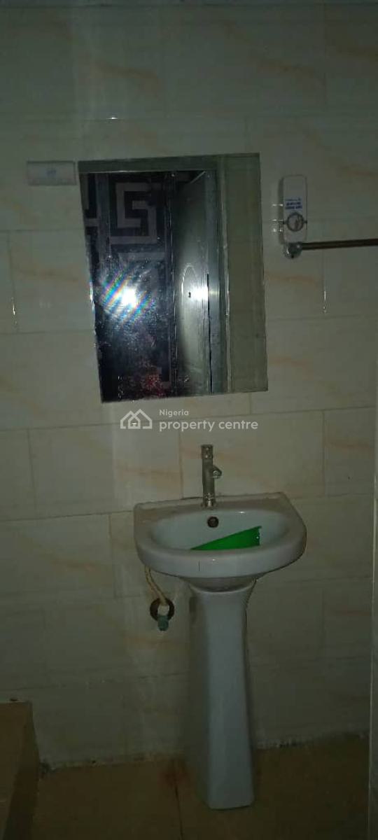 Fully Furnished Bq, Alpha Beach Road, New Road, Igbo Efon, Lekki, Lagos, Self Contain (single Rooms) for Rent