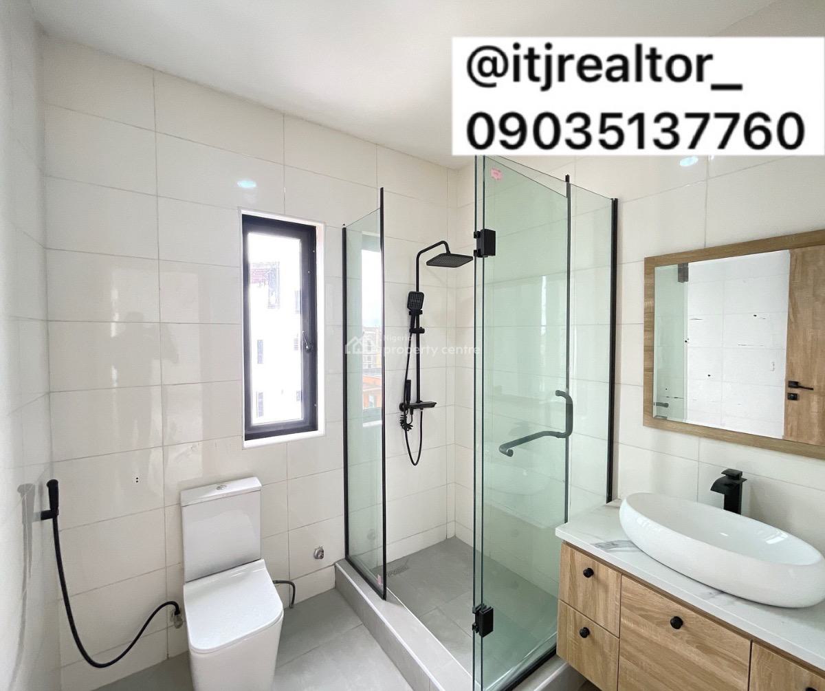 Loveky 2 Bedroom Apartment with Bq, Lekki Phase 1, Lekki, Lagos, Block of Flats for Sale