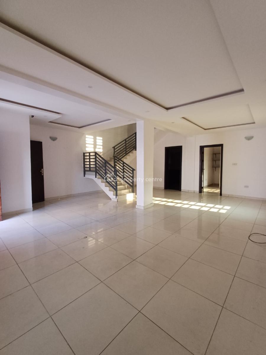 4bedroom Terrace + Bq, Lekki Phase 1, Lekki, Lagos, Flat / Apartment for Rent