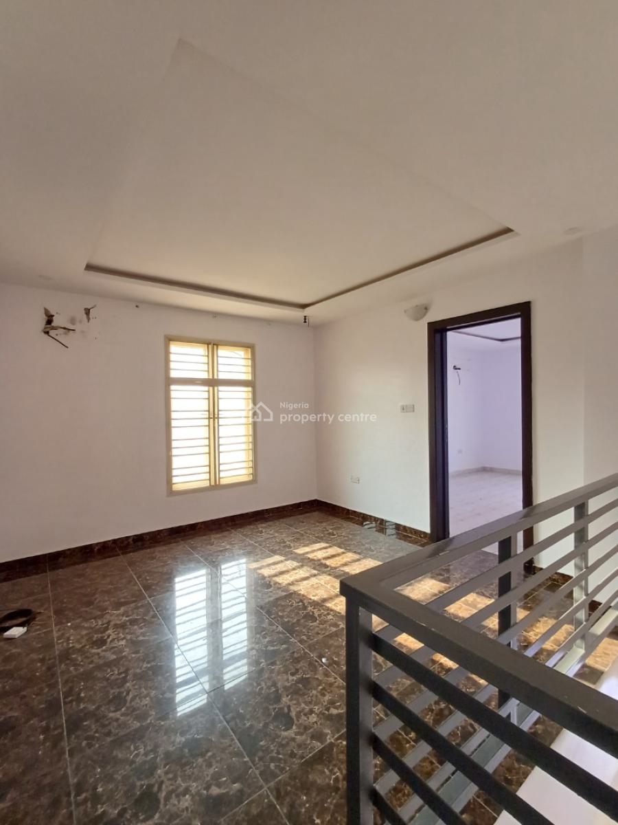 4bedroom Terrace + Bq, Lekki Phase 1, Lekki, Lagos, Flat / Apartment for Rent