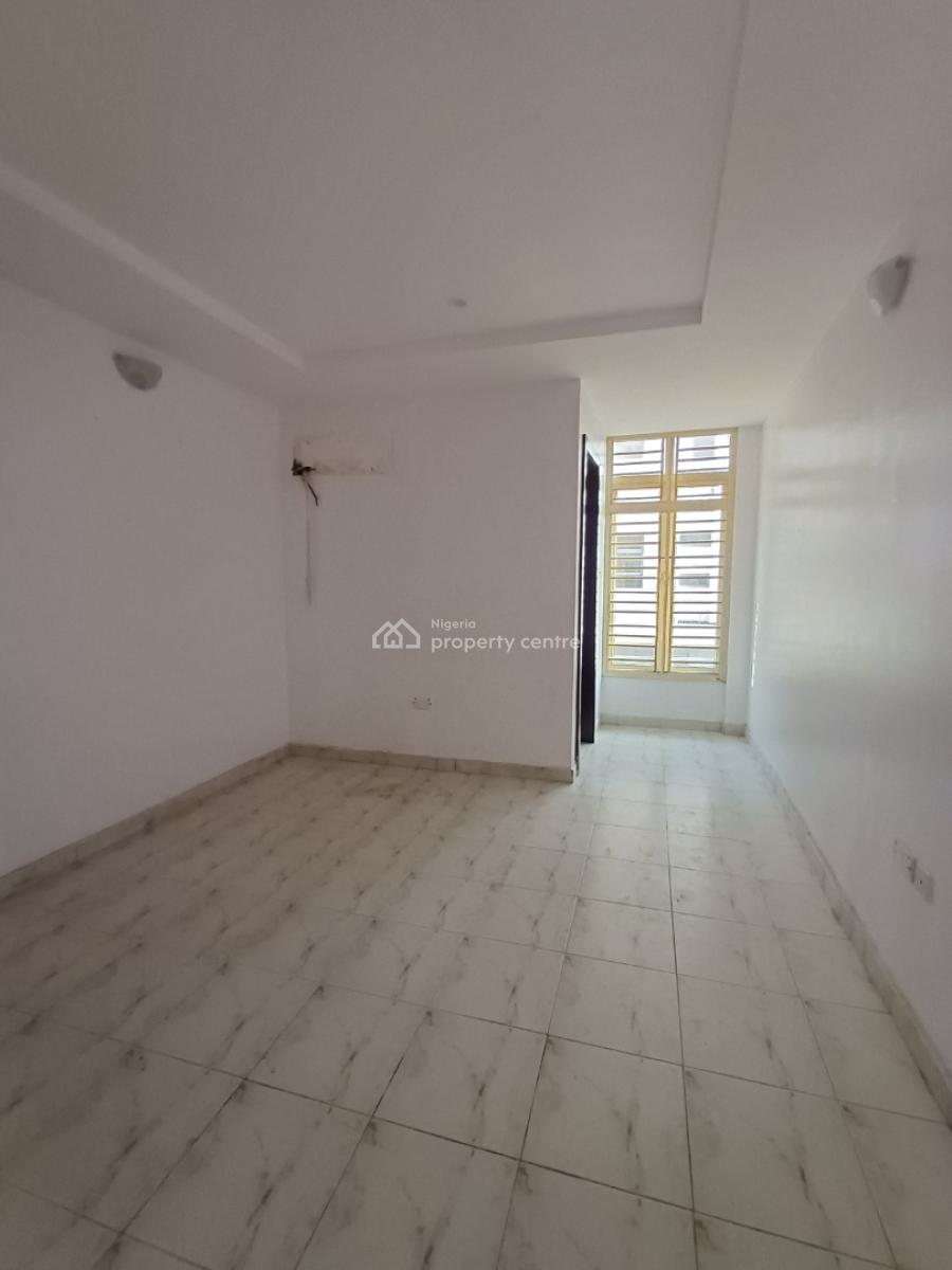 4bedroom Terrace + Bq, Lekki Phase 1, Lekki, Lagos, Flat / Apartment for Rent