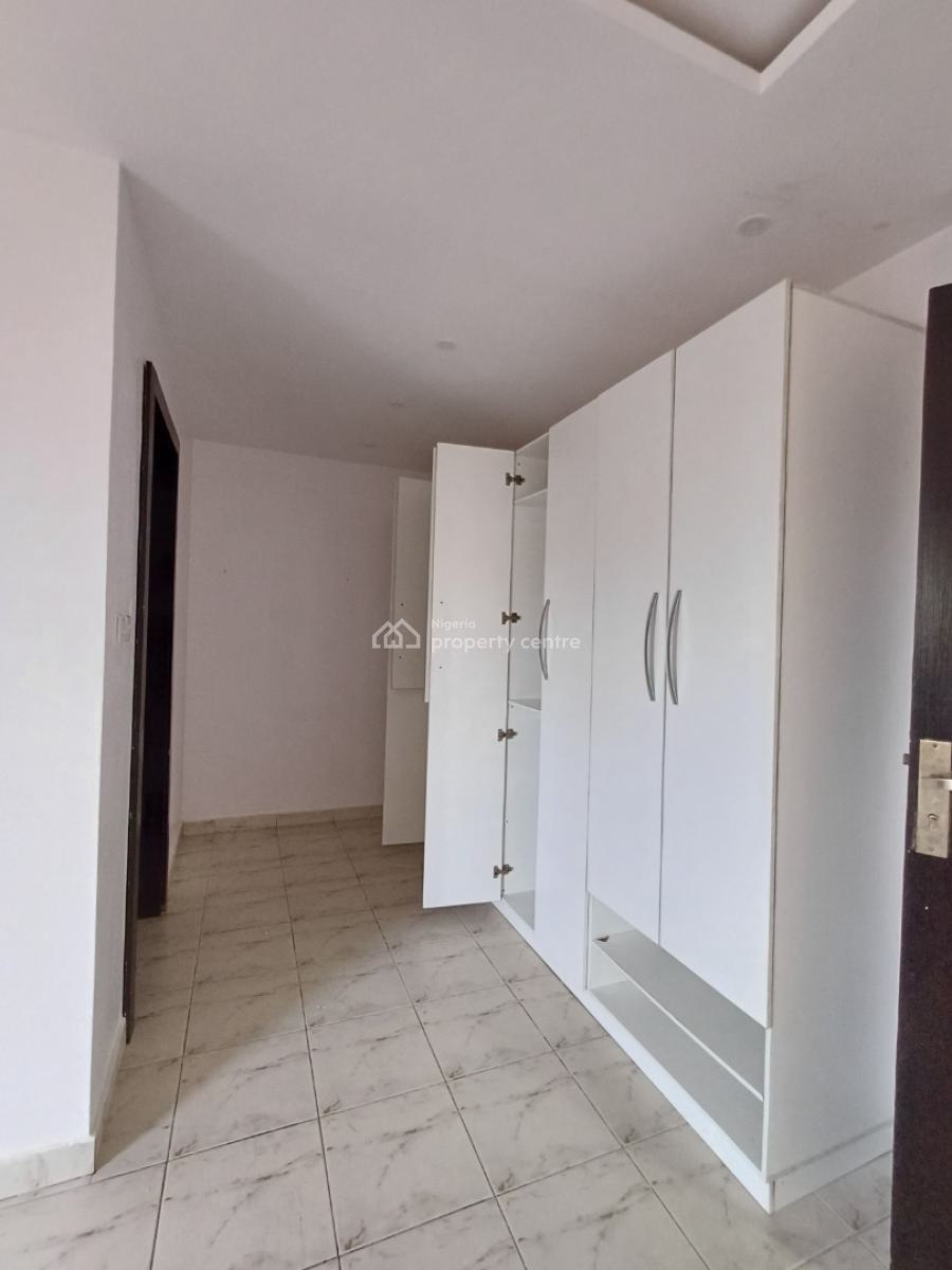 4bedroom Terrace + Bq, Lekki Phase 1, Lekki, Lagos, Flat / Apartment for Rent